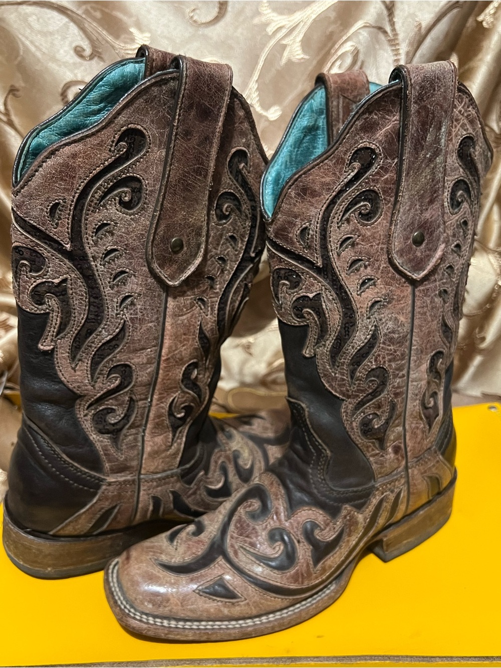 Corral Brown Leather Boots with Turquoise Lining